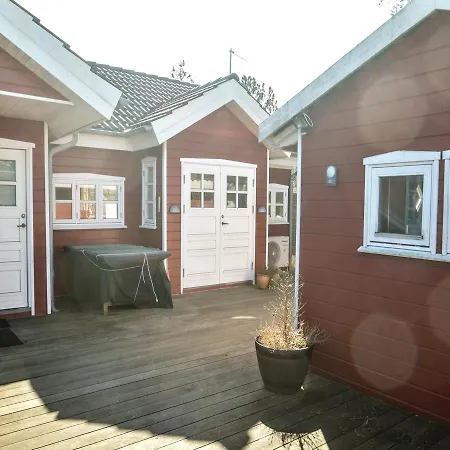 Vakantiehuis Three-bedroom Holiday In Blokhus