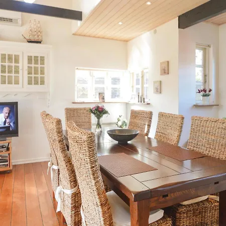 Three-bedroom Holiday In * Blokhus
