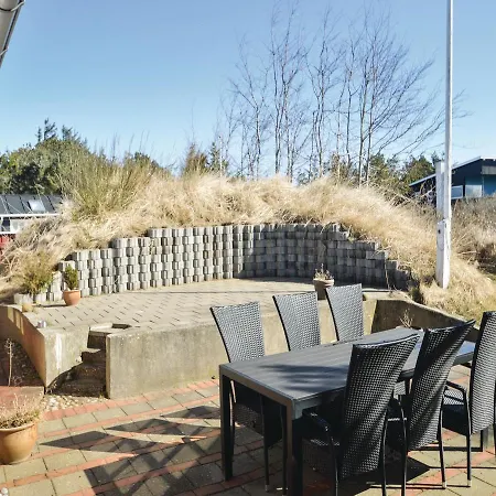 Three-bedroom Holiday In Vakantiehuis